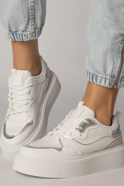 Smėlio spalvos sportiniai bateliai su...