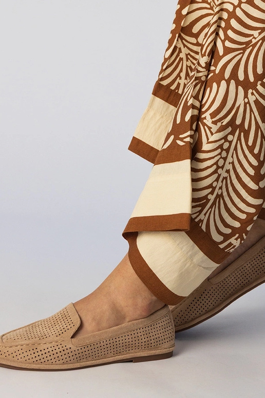 Smėlio spalvos ažūriniai mokasinai iš...