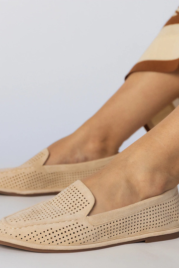 Karamelės spalvos ažūriniai... 2