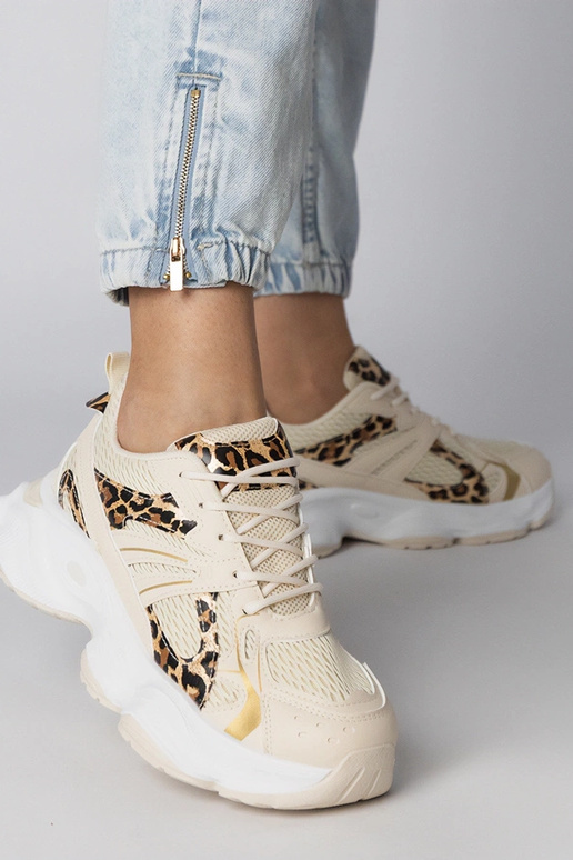 Auksinės elegantiškos moteriškos...