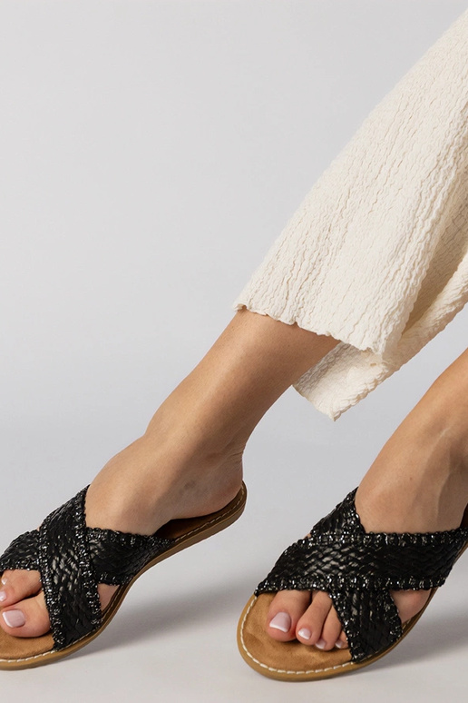 Balti sandalai ant platformos su...