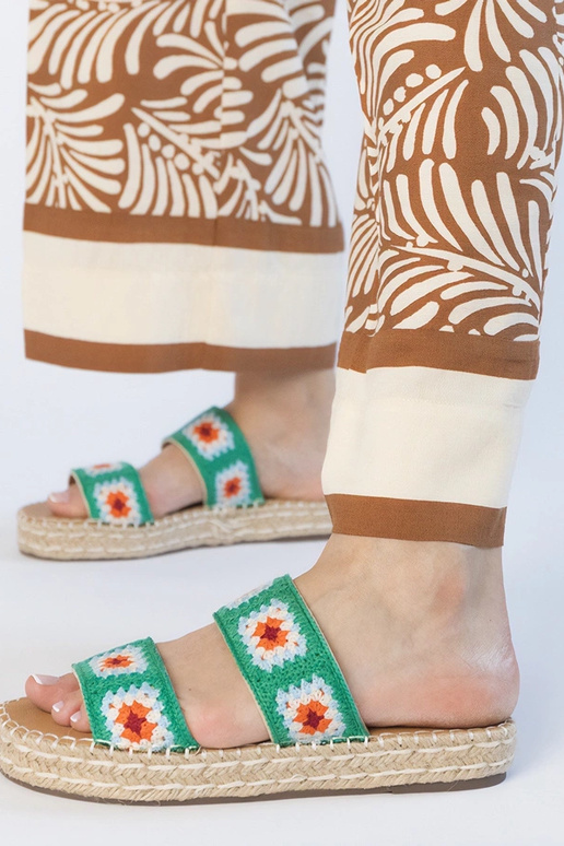 Juodos espadrilių tipo šlepetės su...