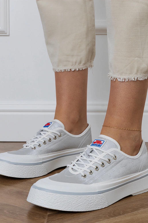 Rudi moteriški bateliai ant...