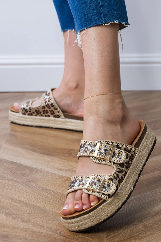 Leopardo rašto blizgančios espadrilės... Leopardo rašto blizgančios espadrilės...