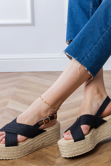 Sidabriniai sandalai... 2