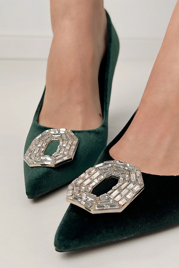 Žalios basutės ant adatos...