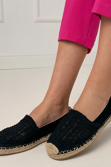 Juodos ažūrinės espadrilės ant platformos Plevis 2