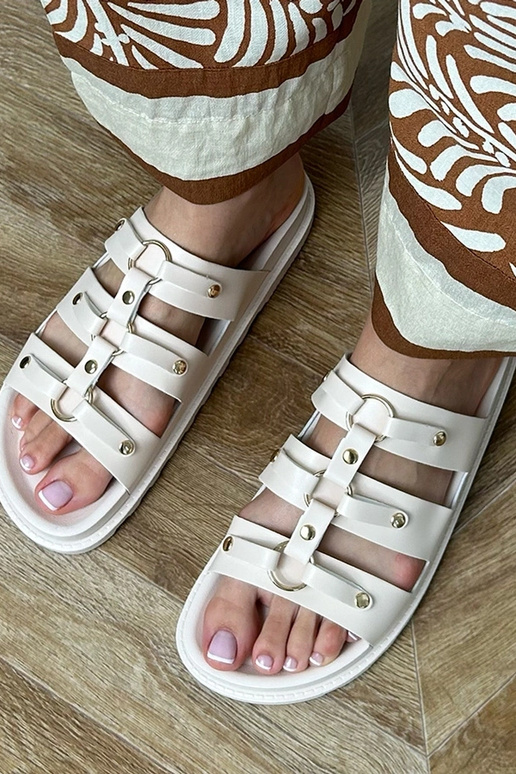 Smėlio spalvos romėniškos šlepetės su...