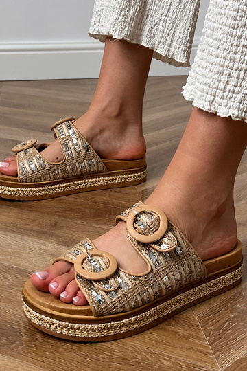 Smėlio spalvos pintos...