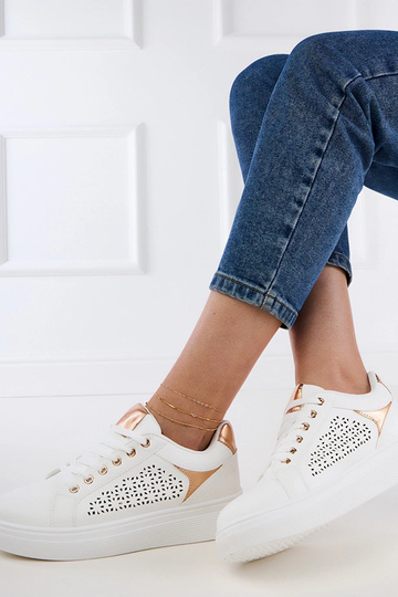 Balti sportbačiai su...