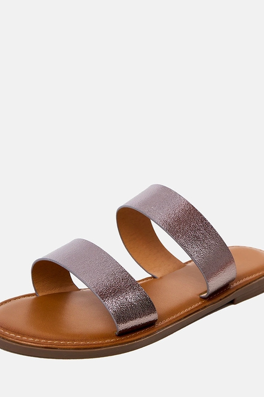 Pilkos moteriškos šlepetės su... Pilkos moteriškos šlepetės su...