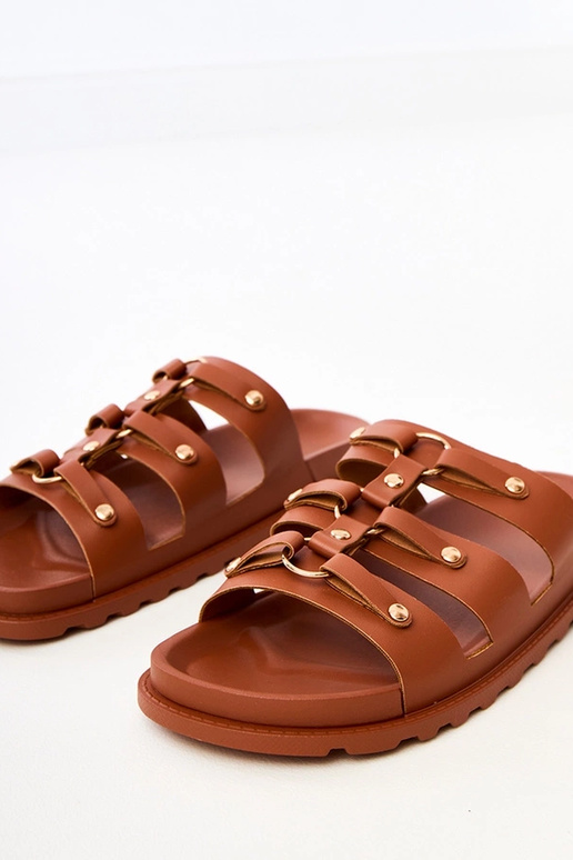 Rudos romėniškos šlepetės su... Rudos romėniškos šlepetės su...