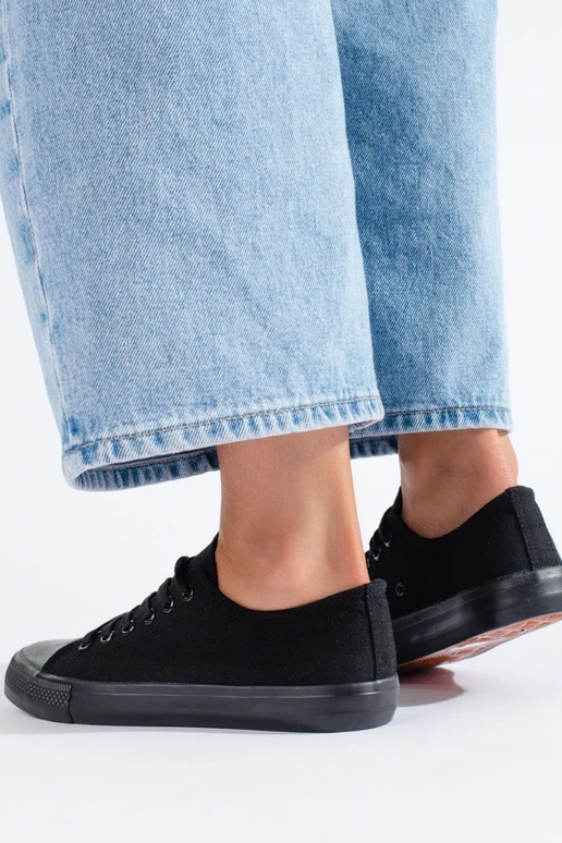 Klasikinio modelio juodos spalvos...