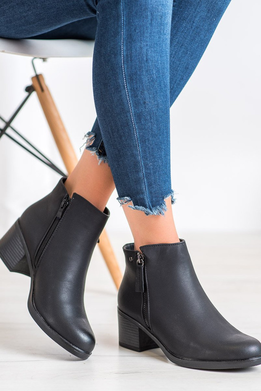 aulinukai su kulniukais