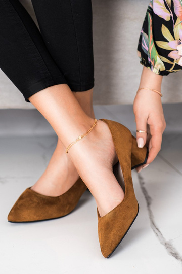 Rudi bateliai su smailiu... 2