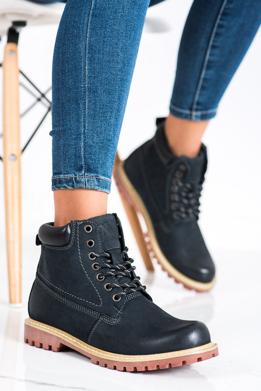 Kasdieniško stiliaus Moteriški batai...