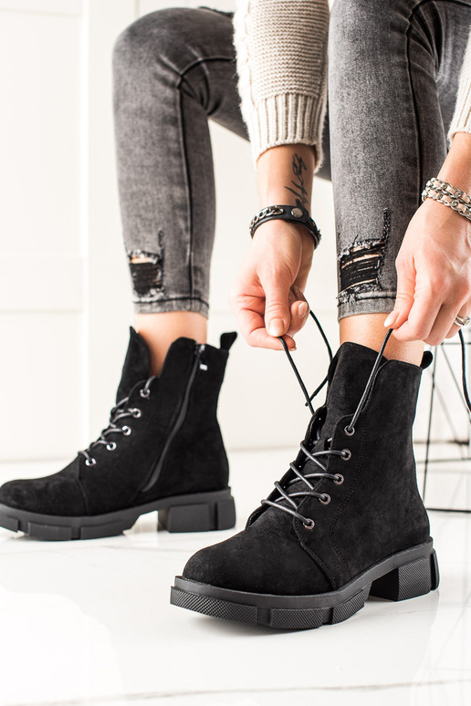 iš zomšos auliniai batai