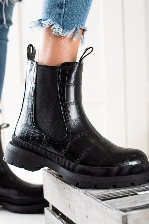 juodos spalvos Chelsea batai