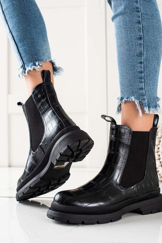 juodos spalvos Chelsea batai