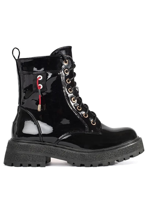 Lakuoti batai su raišteliais juodos...