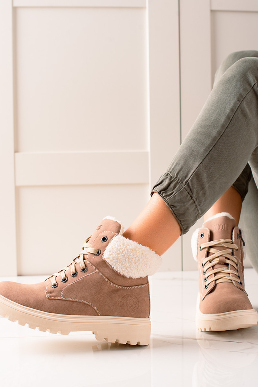 Stilingi aulinukai iš dirbtinės odos