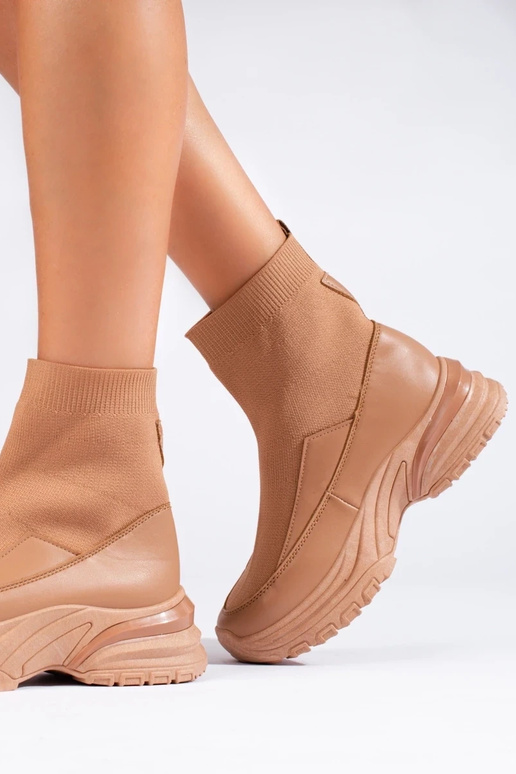 Sportinio stiliaus moteriški batai... Sportinio stiliaus moteriški batai...