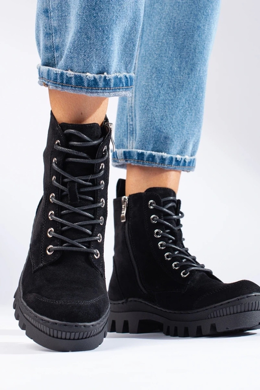 su raišteliais moteriški batai...