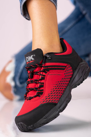 Raudoni trekingo batai ant... 2