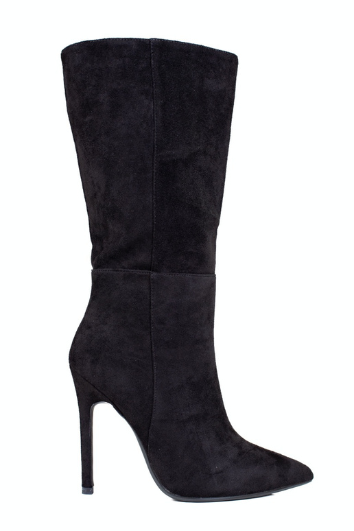 Ilgaauliai batai ant aukštakulnio...