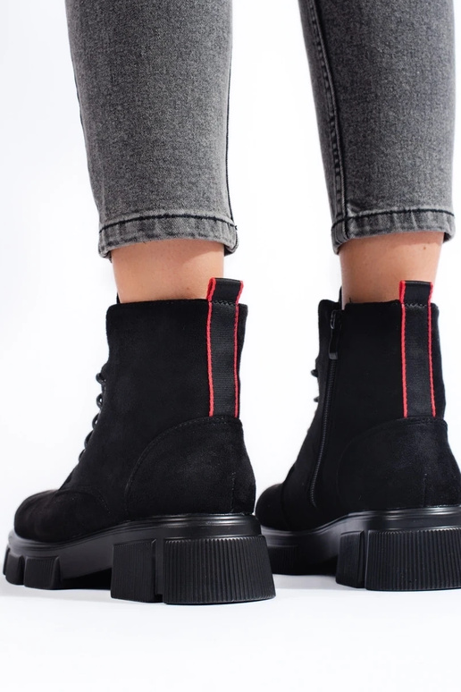 Moteriški aulinukai suvarstytas iš... Moteriški aulinukai suvarstytas iš...