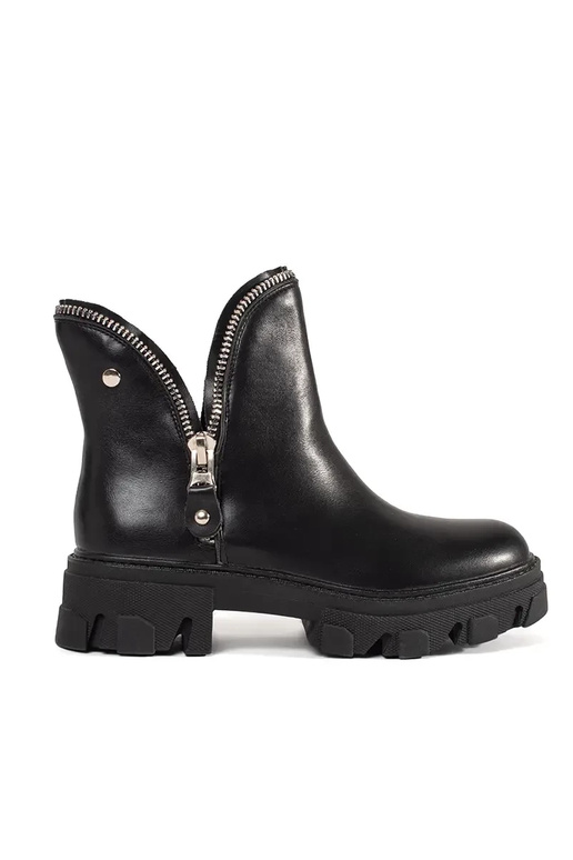 Moteriški batai ant storos platformos