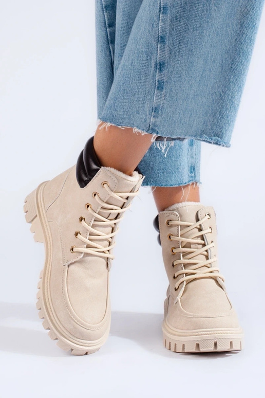 smėlio spalvos aulinukai smėlio spalvos aulinukai