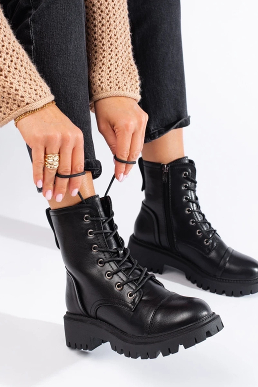 juodos spalvos moteriški aulinukai iš... juodos spalvos moteriški aulinukai iš...