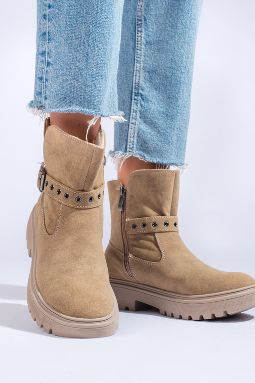 smėlio spalvos moteriški batai iš... smėlio spalvos moteriški batai iš...