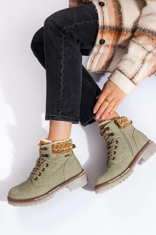 pilkos spalvos aulinukai