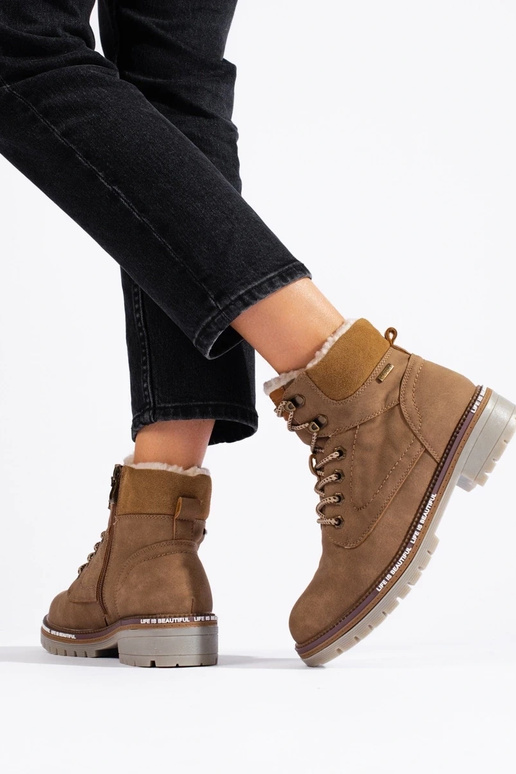 rudos spalvos aulinukai