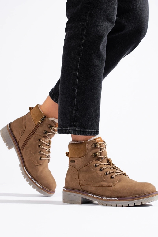 rudos spalvos aulinukai