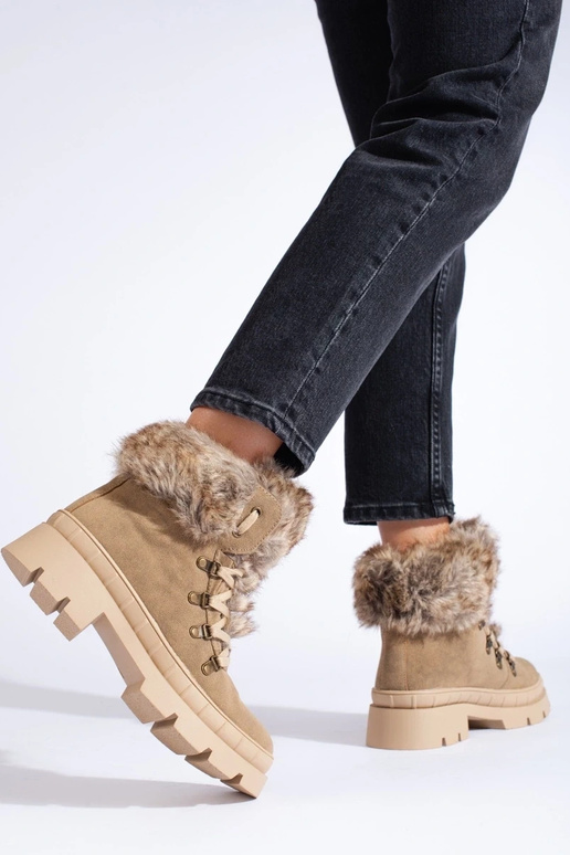 batai moterų su kailiuku rudos spalvos