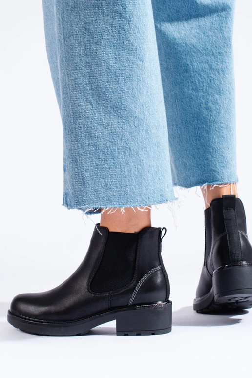 Moteriški batai iš dirbtinės odos Moteriški batai iš dirbtinės odos