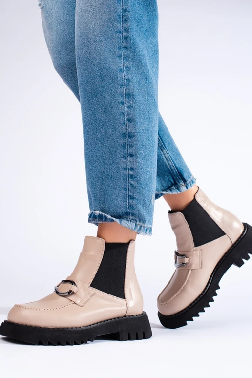 Oda moteriški batai su platforma... Oda moteriški batai su platforma...