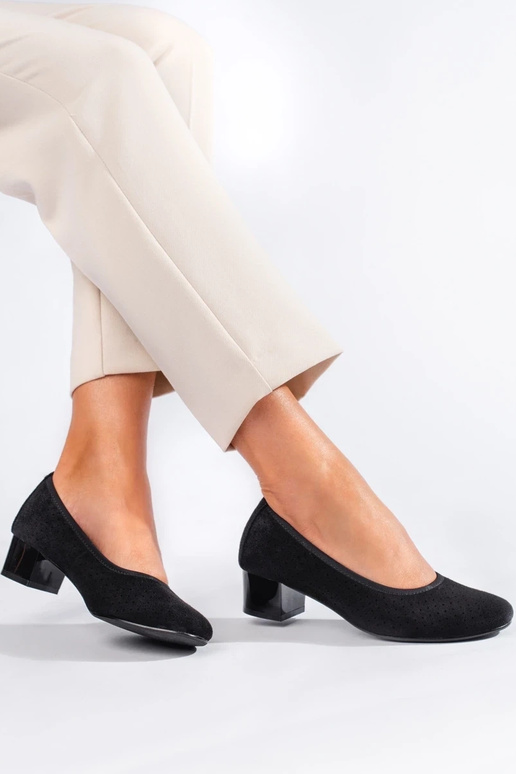 su aužūro elementais aukštakulniai... su aužūro elementais aukštakulniai...