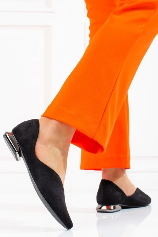 iš zomšos balerinos Potocki juodos...