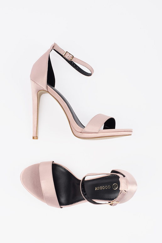 Basutės ant aukštakulnio moterų Basutės ant aukštakulnio moterų