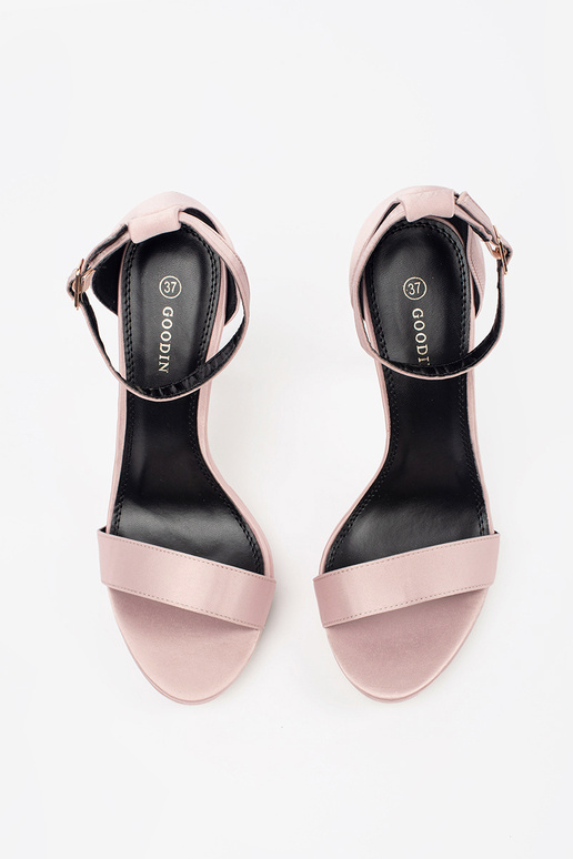 Basutės ant aukštakulnio moterų Basutės ant aukštakulnio moterų