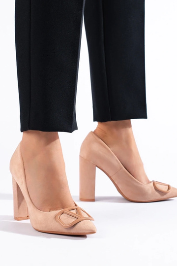 Aukštakulniai bateliai... 2