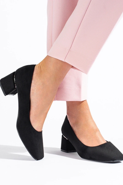 Aukštakulniai bateliai Vinceza žemu... Aukštakulniai bateliai Vinceza žemu...