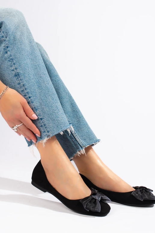 iš zomšos  balerinos su kaspinėliu... iš zomšos  balerinos su kaspinėliu...