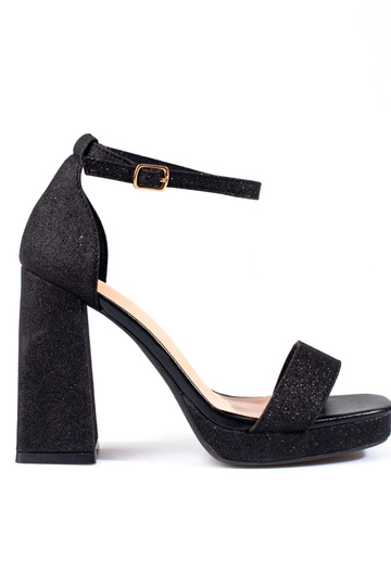 sandalai ant kulno Shelovet