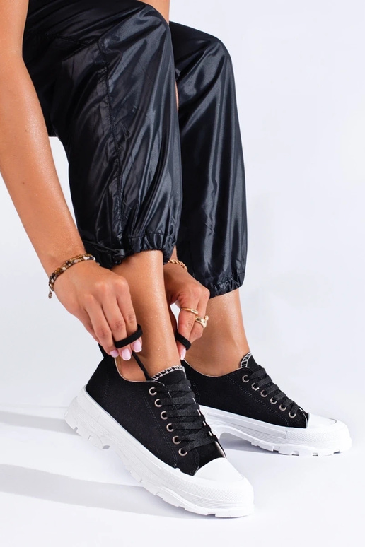 Klasikinio modelio batai su platforma...