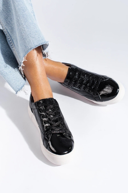 Juodos odos moteriški batai Vinceza Juodos odos moteriški batai Vinceza